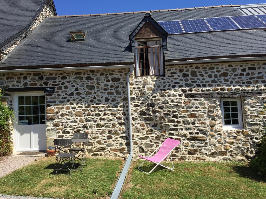 Gites Au Clos Du Lit Saint-Aaron Zewnętrze zdjęcie