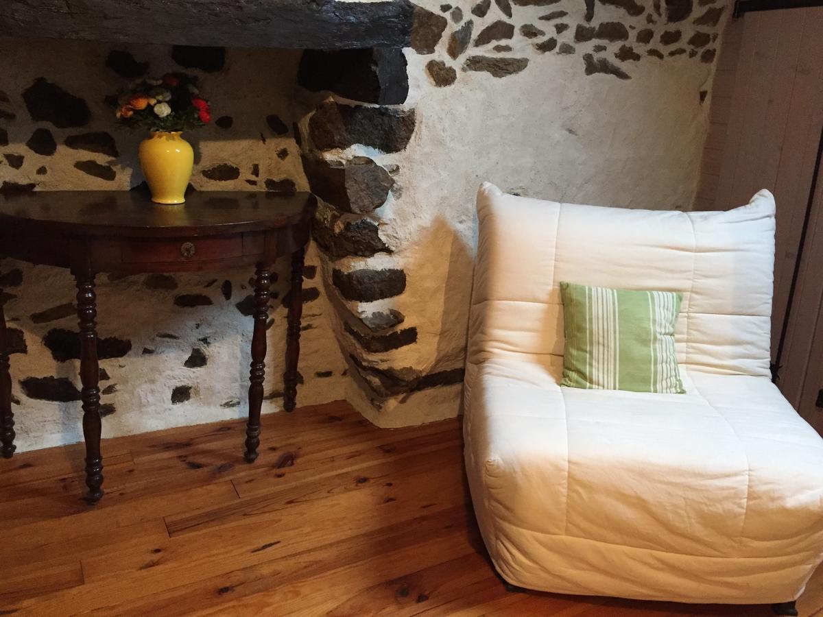 Gites Au Clos Du Lit Saint-Aaron Zewnętrze zdjęcie